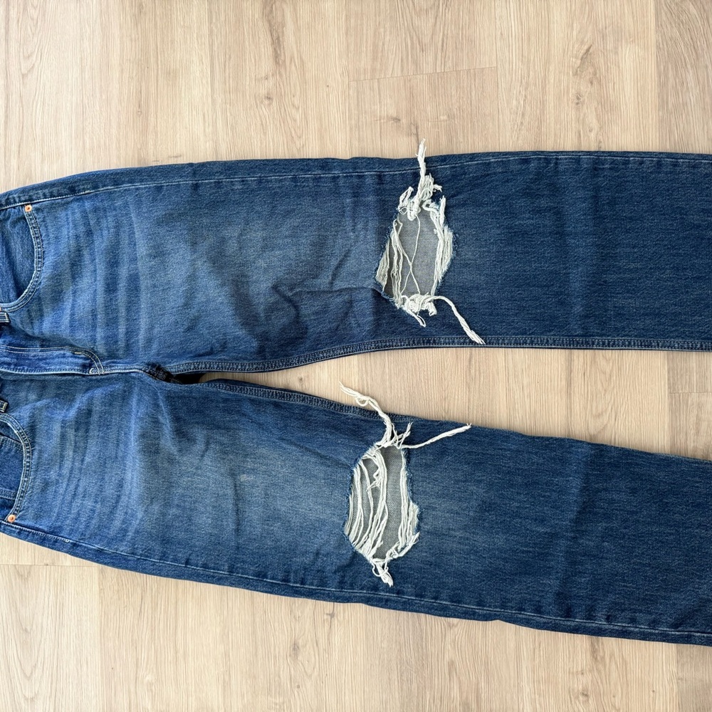Levi’s Woman’s Low Pro Jeans